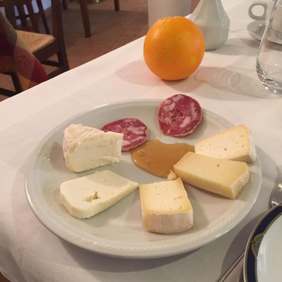 بارولو Agriturismo Le Viole المظهر الخارجي الصورة